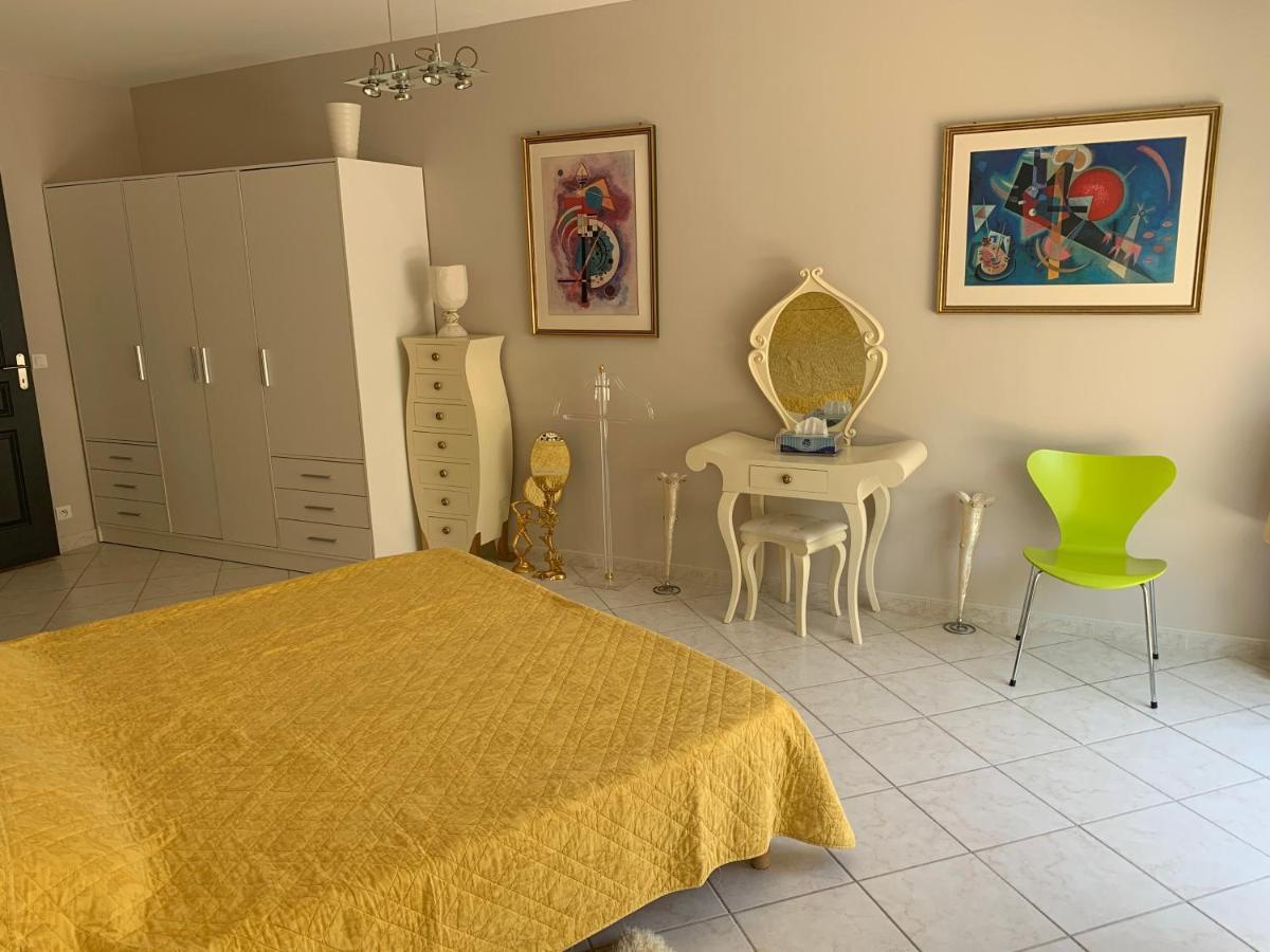 Apartmán Mas Fatinou Aniane Exteriér fotografie